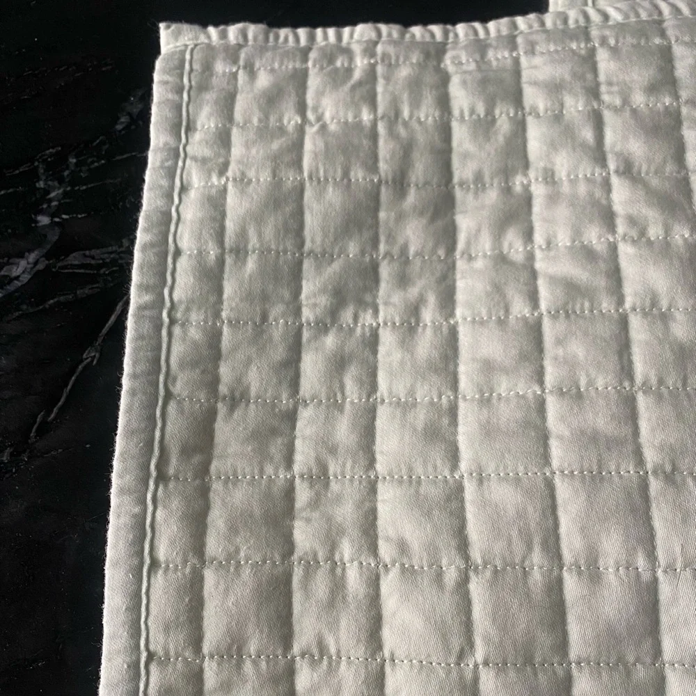 RESTORATION HARDWARE Matelassé Quilted Pillow Shams, Standard (Pair)